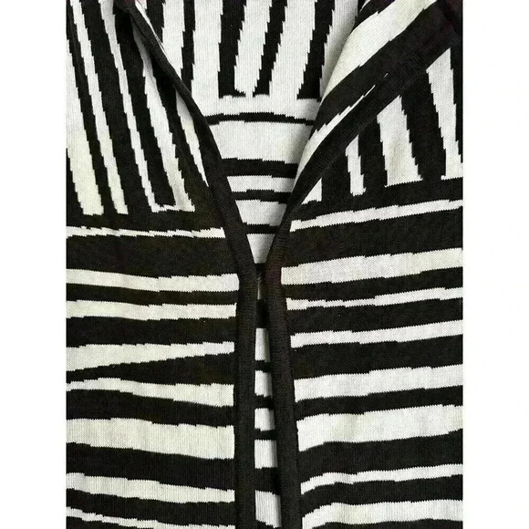 Chico's Open Front Brown & Cream Short Sleeve Silk Cotton Blend Size 1 - Picture 3 of 4